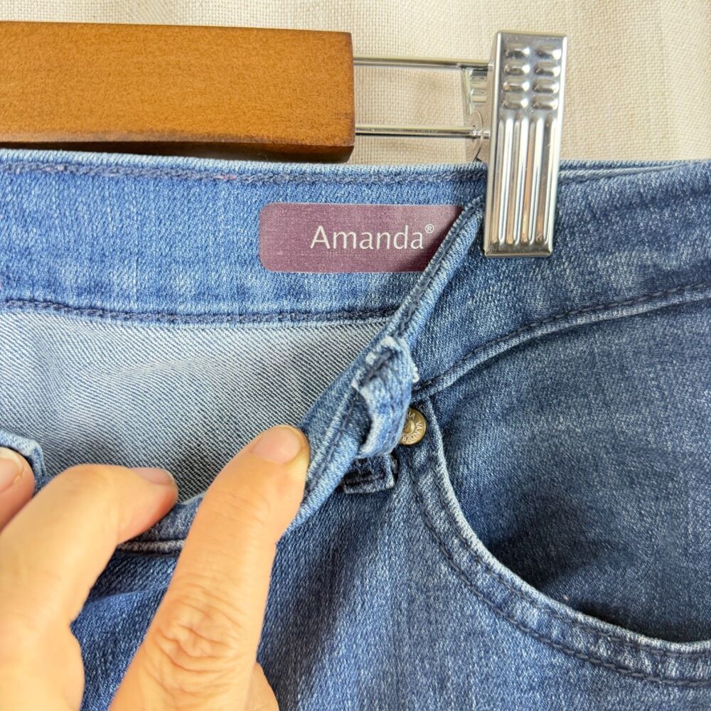 Gloria Vanderbilt Amanda Straight Jeans Womens 20W Blue Stretch Denim Pockets - Picture 6 of 10